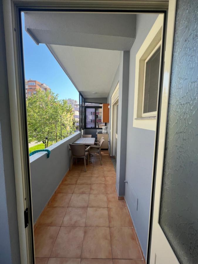 Vivo Apartment Durres Exterior photo