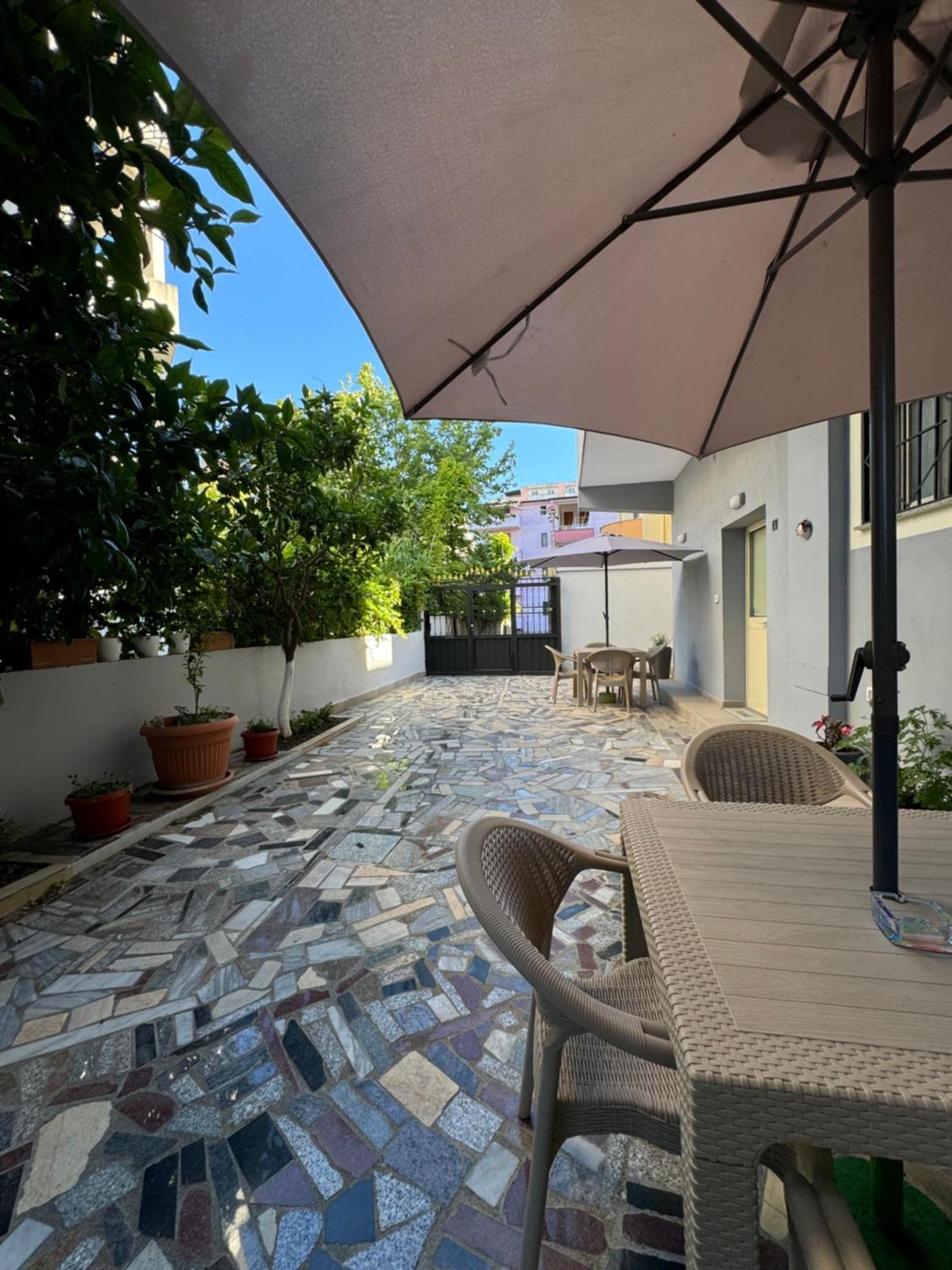 Vivo Apartment Durres Exterior photo